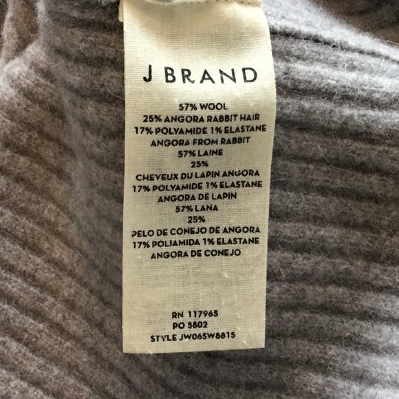 Lite gray vest.  Like new. - Picture 3 of 3